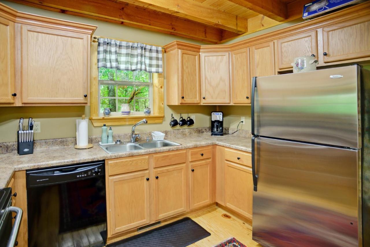 Tree Top Lodge - Gorgeous Lake Cabin With Hot Tub & Magnificent Views Of Forests And Mountains! Cabin บัทเลอร์ ภายนอก รูปภาพ