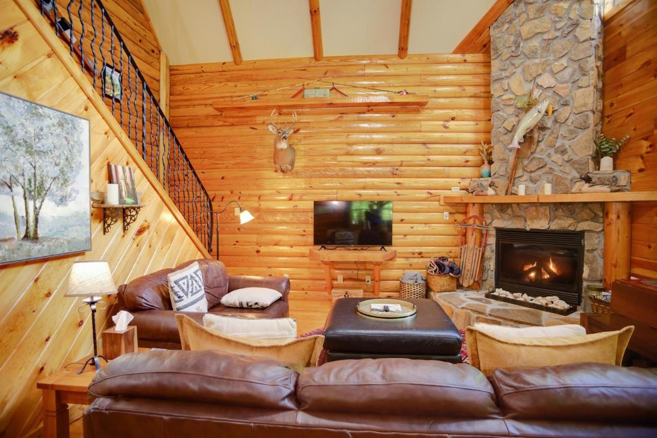 Tree Top Lodge - Gorgeous Lake Cabin With Hot Tub & Magnificent Views Of Forests And Mountains! Cabin บัทเลอร์ ภายนอก รูปภาพ